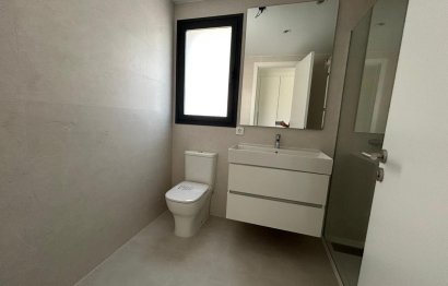 Resale - Apartment - Middle Floor Apartment - Estepona - Estepona Centro