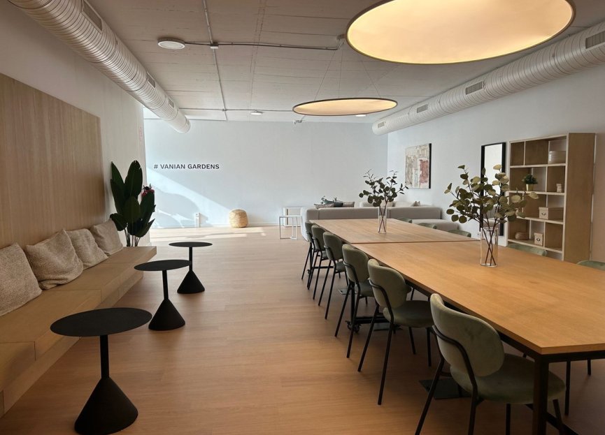 Resale - Apartment - Middle Floor Apartment - Estepona - Estepona Centro