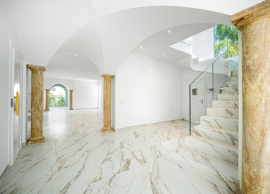 Resale - House - Detached Villa - Marbella - Marbella Centro