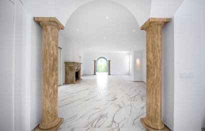 Resale - House - Detached Villa - Marbella - Marbella Centro