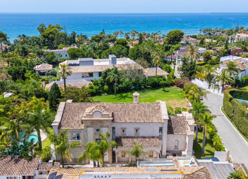 Resale - House - Detached Villa - Marbella - Marbella Centro