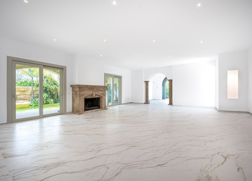 Resale - House - Detached Villa - Marbella - Marbella Centro