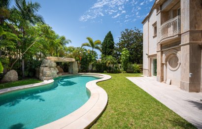 Resale - House - Detached Villa - Marbella - Marbella Centro