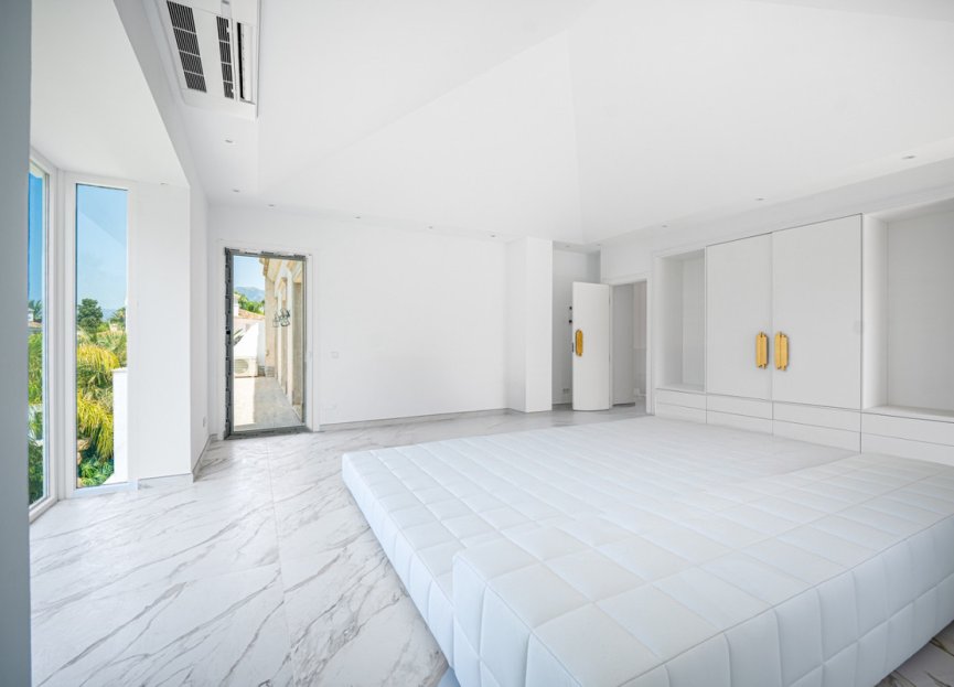 Resale - House - Detached Villa - Marbella - Marbella Centro