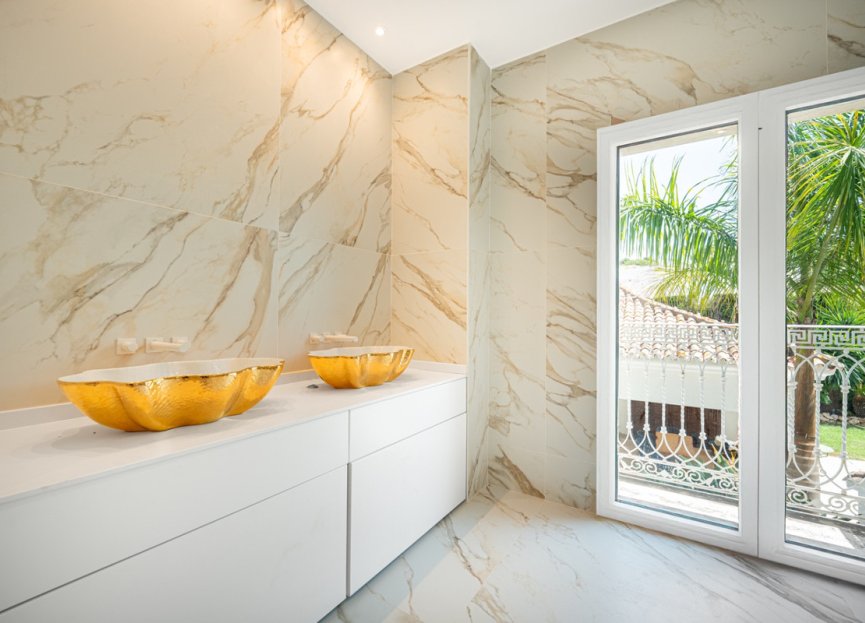 Resale - House - Detached Villa - Marbella - Marbella Centro