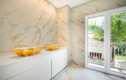 Resale - House - Detached Villa - Marbella - Marbella Centro