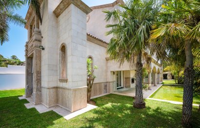 Resale - House - Detached Villa - Marbella - Marbella Centro