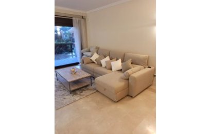 Resale - Ground floor apartment - Estepona - Buenas Noches