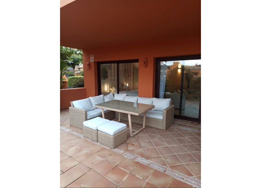 Resale - Ground floor apartment - Estepona - Buenas Noches