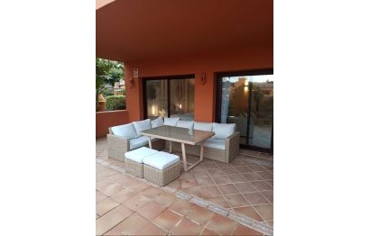 Resale - Ground floor apartment - Estepona - Buenas Noches