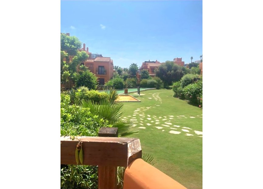 Resale - Ground floor apartment - Estepona - Buenas Noches