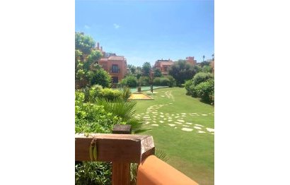 Resale - Ground floor apartment - Estepona - Buenas Noches