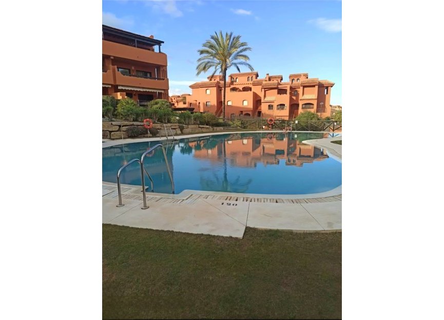 Resale - Ground floor apartment - Estepona - Buenas Noches