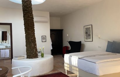 Resale - House - Finca - Cortijo - Estepona - Estepona Centro