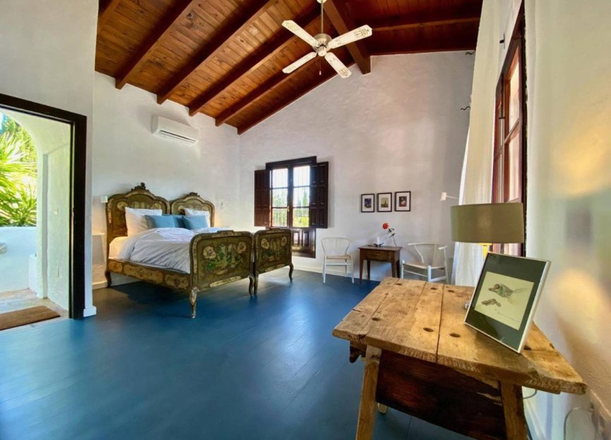 Resale - House - Finca - Cortijo - Estepona - Estepona Centro