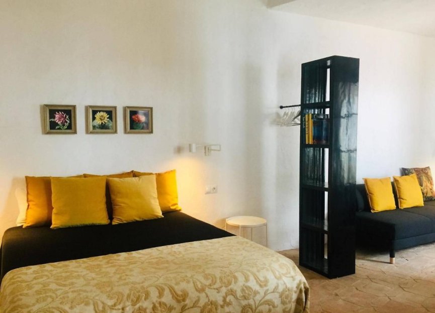 Resale - House - Finca - Cortijo - Estepona - Estepona Centro