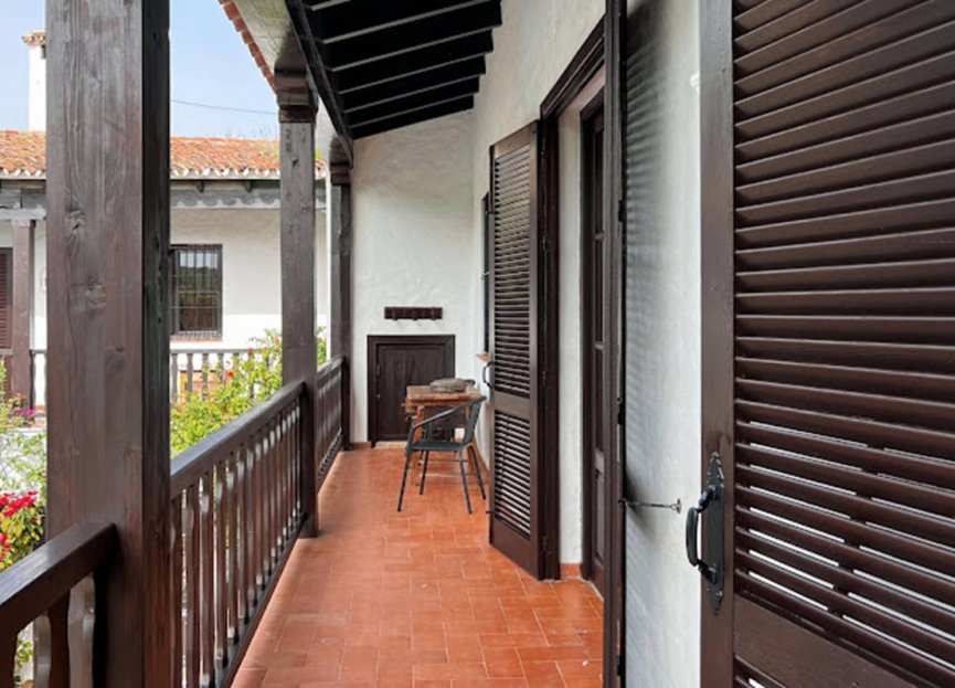 Resale - House - Finca - Cortijo - Estepona - Estepona Centro