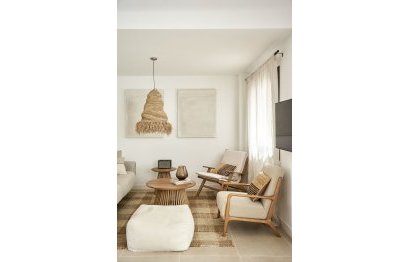 Resale - House - Townhouse - El Paraiso - El Paraíso