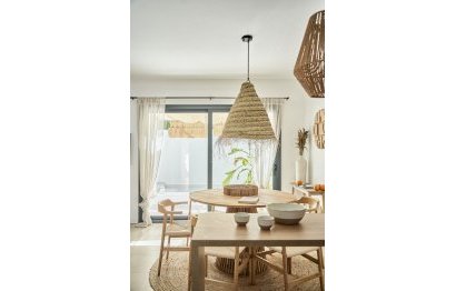 Resale - House - Townhouse - El Paraiso - El Paraíso