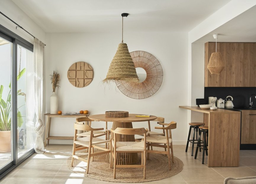 Resale - House - Townhouse - El Paraiso - El Paraíso