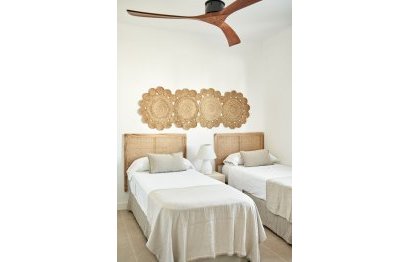 Resale - House - Townhouse - El Paraiso - El Paraíso