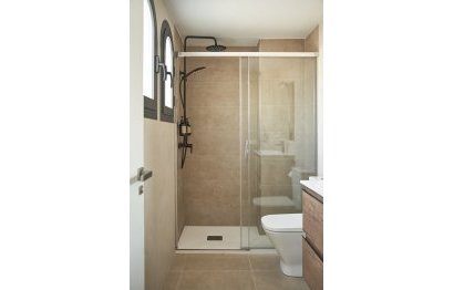 Resale - House - Townhouse - El Paraiso - El Paraíso