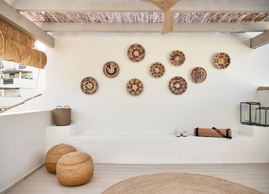 Resale - House - Townhouse - El Paraiso - El Paraíso