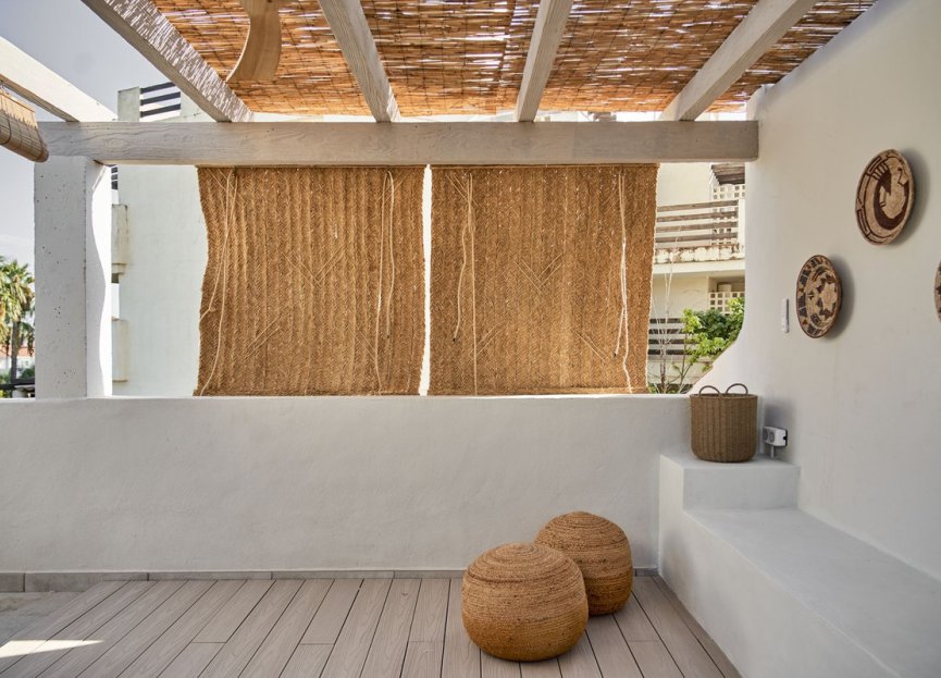 Resale - House - Townhouse - El Paraiso - El Paraíso