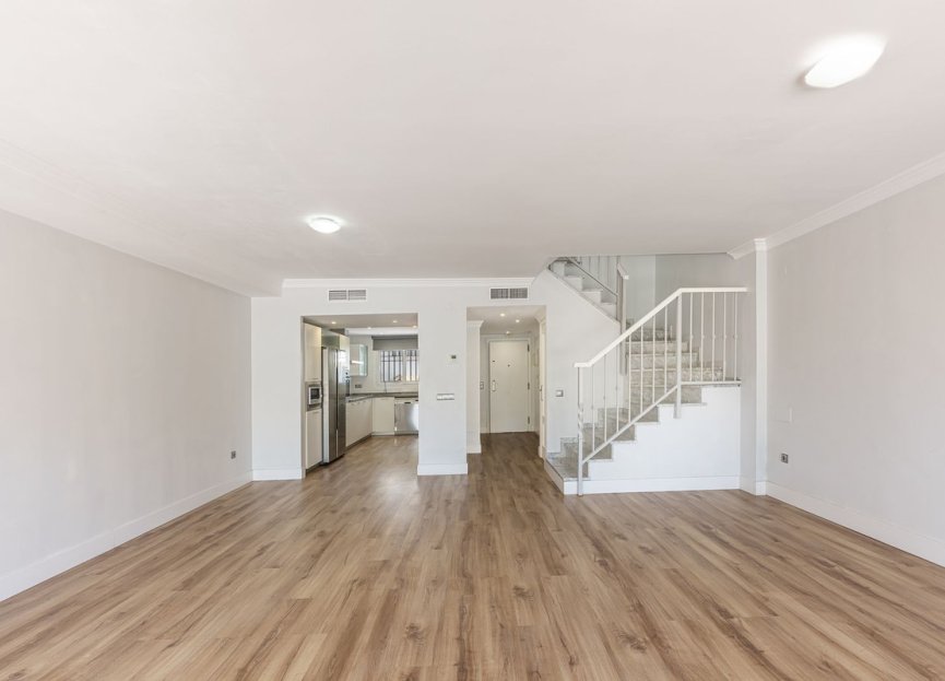 Resale - House - Townhouse - Marbella - Marbella Centro