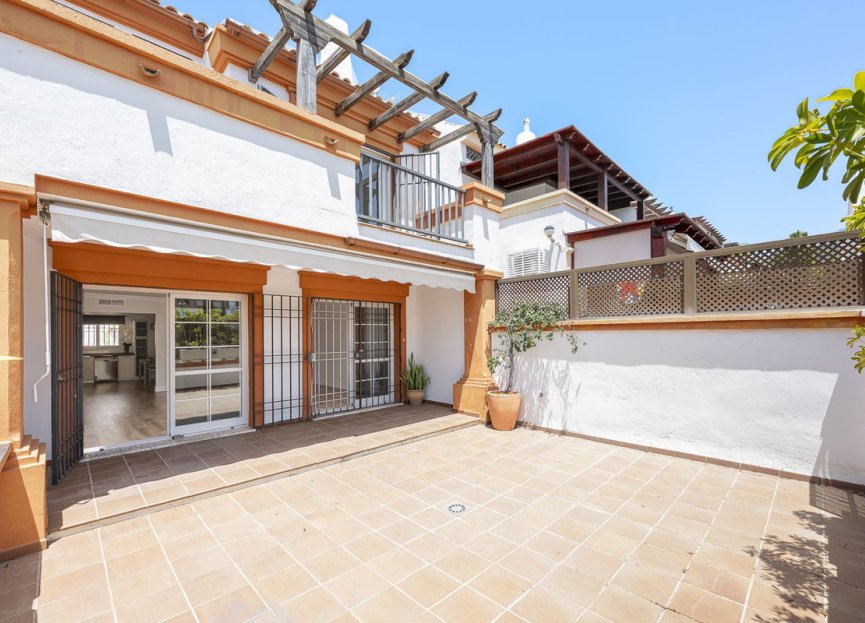 Resale - House - Townhouse - Marbella - Marbella Centro