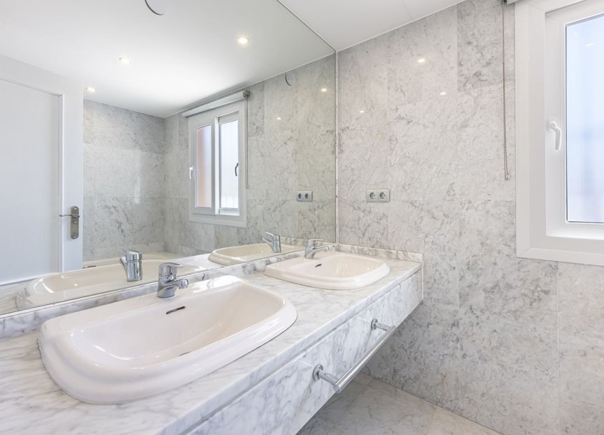 Resale - House - Townhouse - Marbella - Marbella Centro