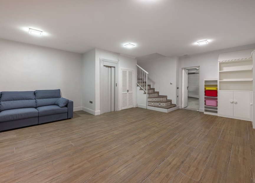 Resale - House - Townhouse - Marbella - Marbella Centro