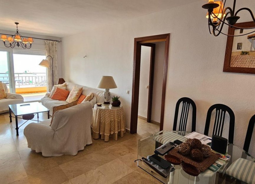 Resale - Apartment - Middle Floor Apartment - Fuengirola - Los Boliches