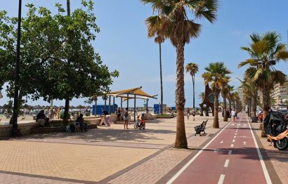 Resale - Apartment - Middle Floor Apartment - Fuengirola - Los Boliches