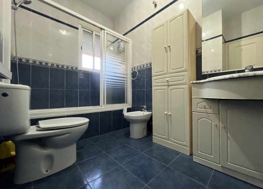 Resale - Ground floor apartment - Marbella - Puerto Banús