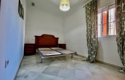 Resale - Ground floor apartment - Marbella - Puerto Banús