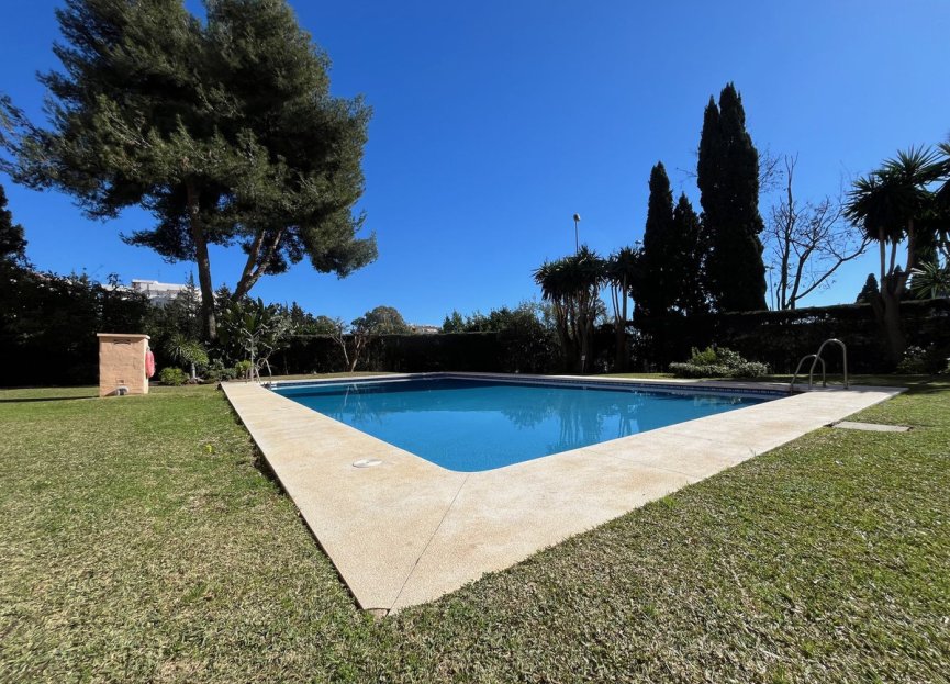 Resale - Ground floor apartment - Marbella - Puerto Banús