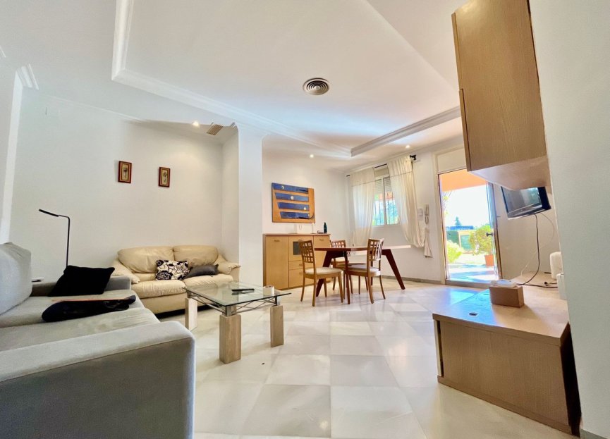 Resale - Ground floor apartment - Marbella - Puerto Banús