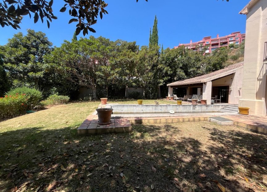 Resale - House - Detached Villa - Benahavís - Monte Halcones