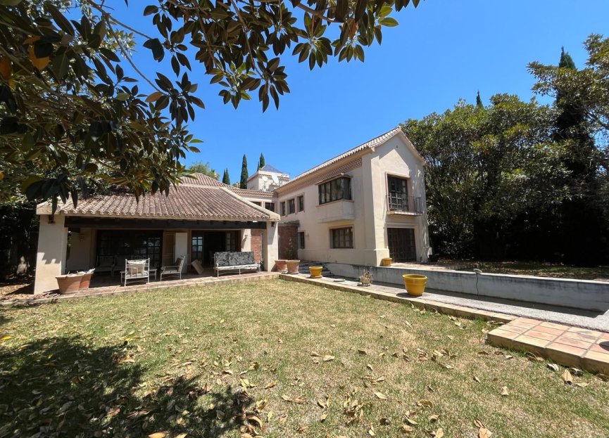 Resale - House - Detached Villa - Benahavís - Monte Halcones