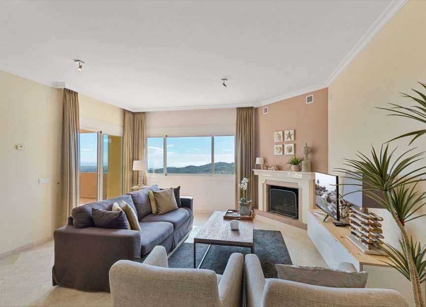 Resale - Apartment - Penthouse - Marbella - La Mairena