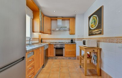 Resale - Apartment - Penthouse - Marbella - La Mairena