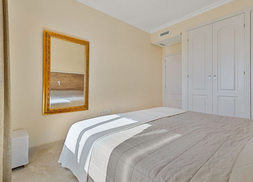 Resale - Apartment - Penthouse - Marbella - La Mairena