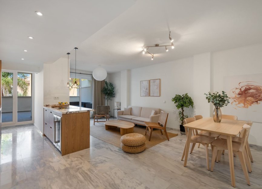 Resale - Apartment - Middle Floor Apartment - Marbella - Nueva Andalucia