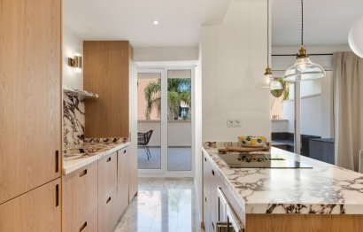 Resale - Apartment - Middle Floor Apartment - Marbella - Nueva Andalucia