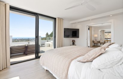 Resale - House - Detached Villa - Marbella - Nueva Andalucia