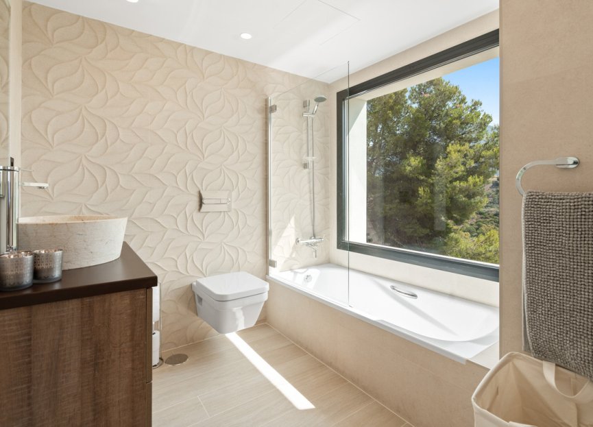 Resale - House - Detached Villa - Marbella - Nueva Andalucia