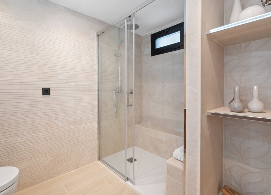 Resale - House - Detached Villa - Marbella - Nueva Andalucia