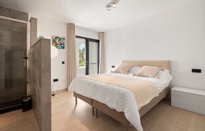 Resale - House - Detached Villa - Marbella - Nueva Andalucia