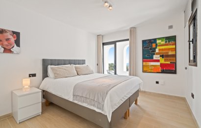 Resale - House - Detached Villa - Marbella - Nueva Andalucia